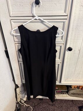 AGB Sleek Black Sleeveless Midi Dress